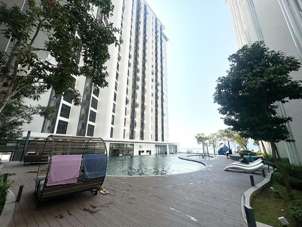 The Shore Kota Kinabalu City Centre By Lw Suites Bagian luar foto