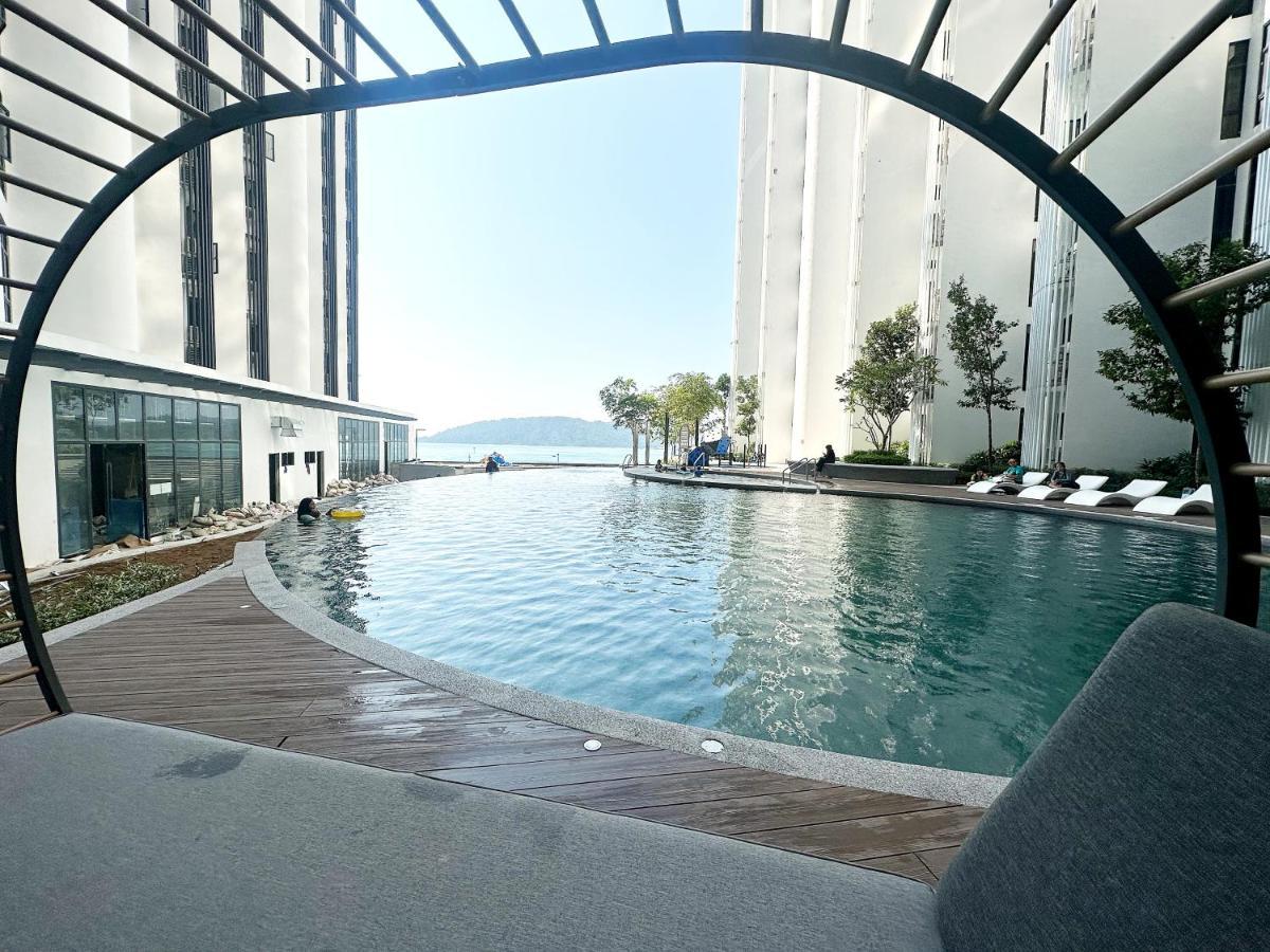 The Shore Kota Kinabalu City Centre By Lw Suites Bagian luar foto